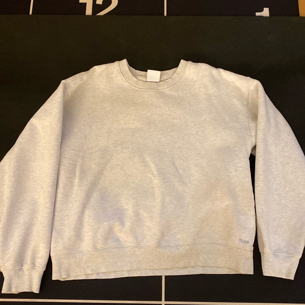 TNA SWEAT FLEECE. Worn but good condition. Washed multiple times.